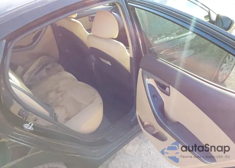 2013 Hyundai Elantra Gls/Limited z USA, uszkodzony, nr VIN 5NPDH4AE3DH199940